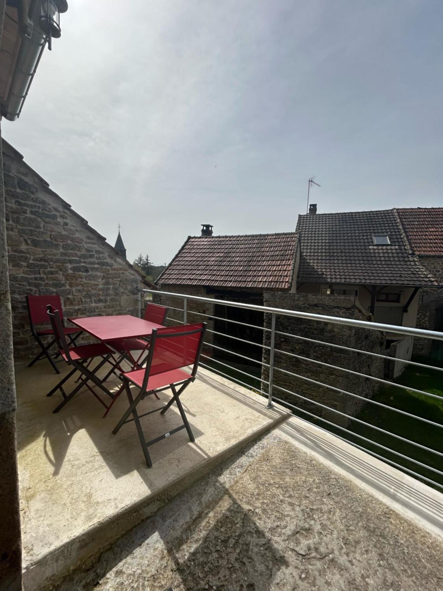 Au Numero 4 Epertully Exterior photo